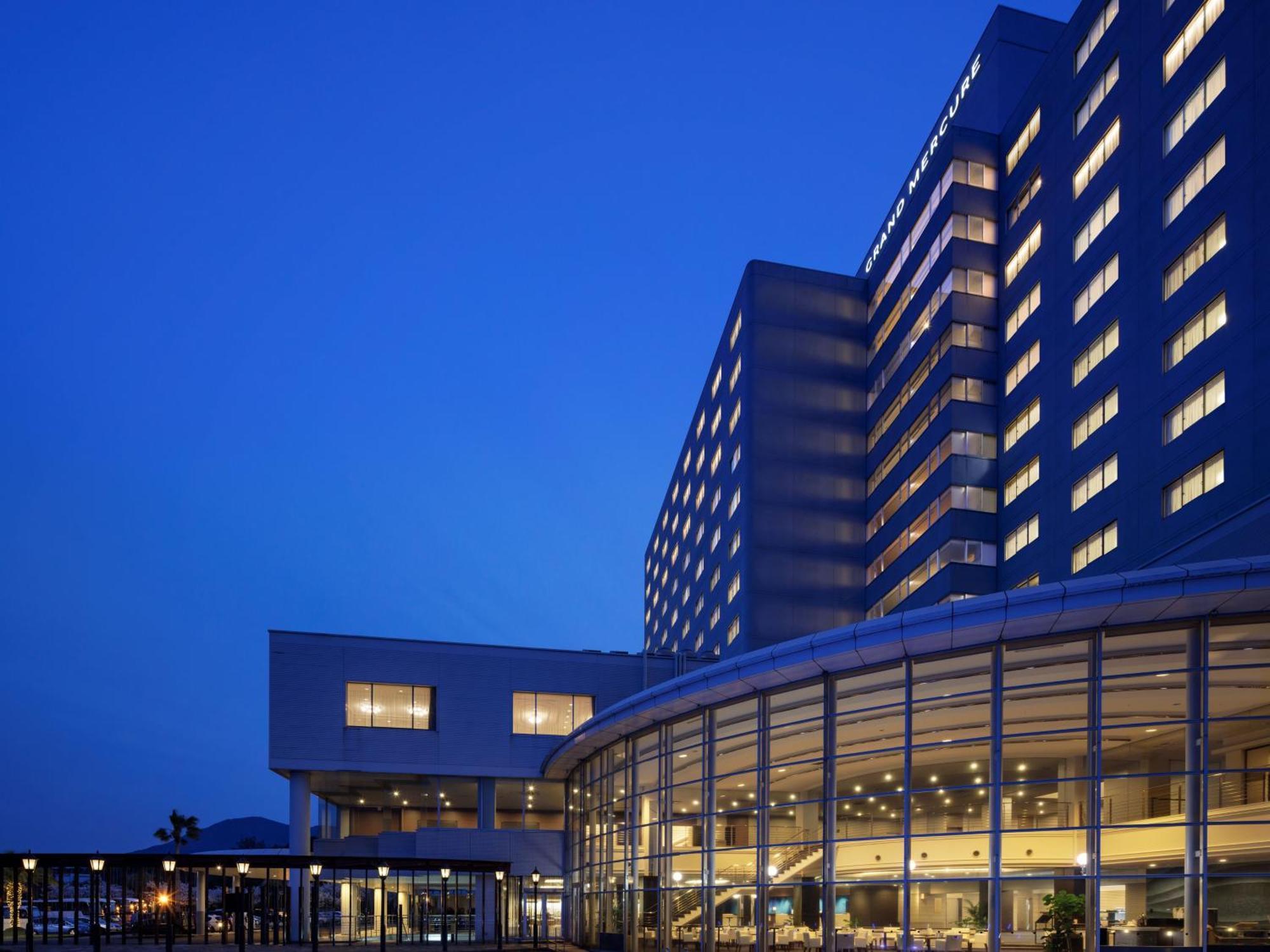 Grand Mercure Beppu Bay Resort & Spa Экстерьер фото